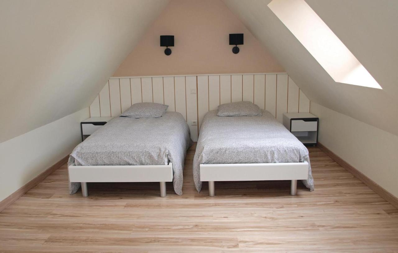 2 Bedroom Awesome Home In Mantallot Екстер'єр фото